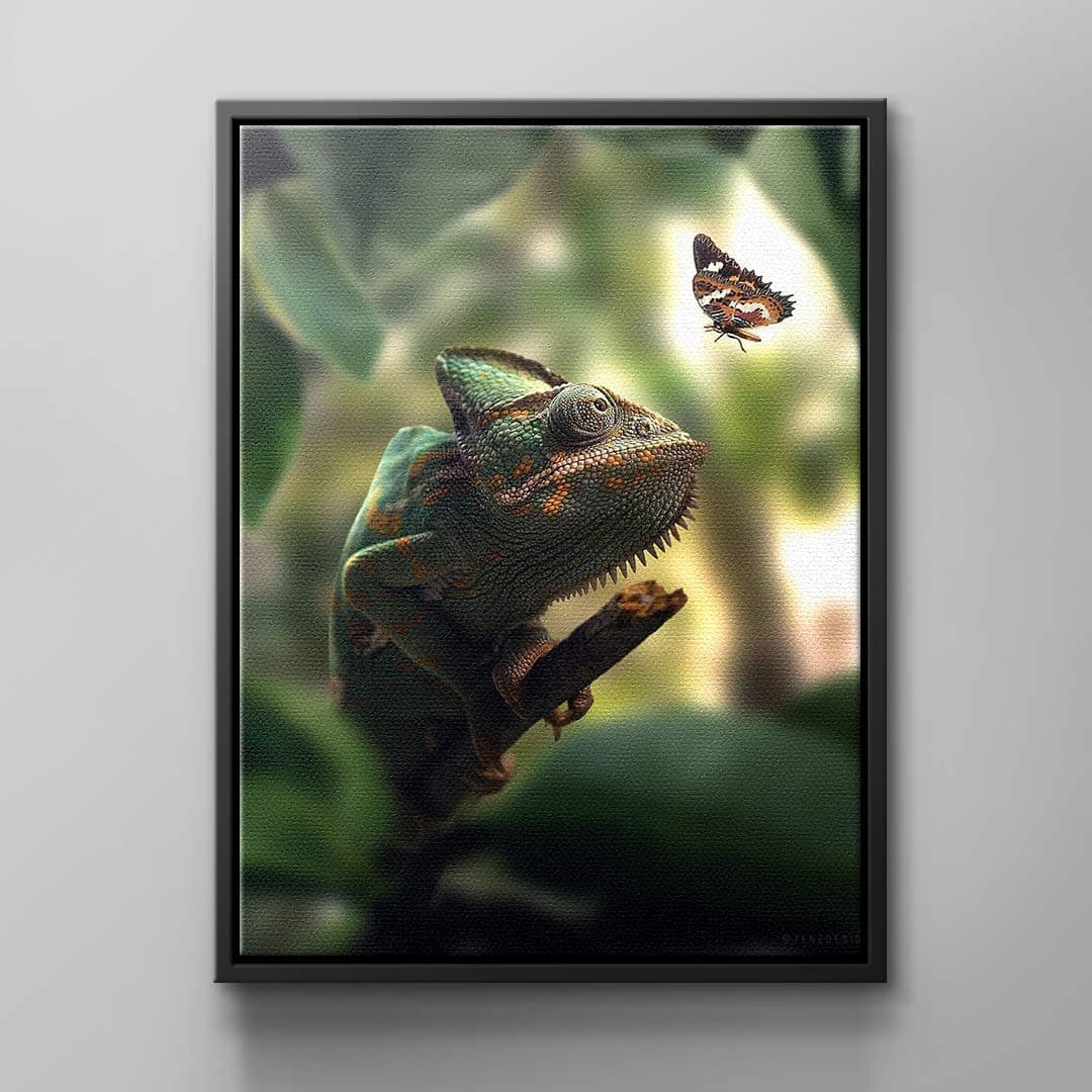 Tablou canvas cameleon și fluture în junglă – pentru camera copiilor